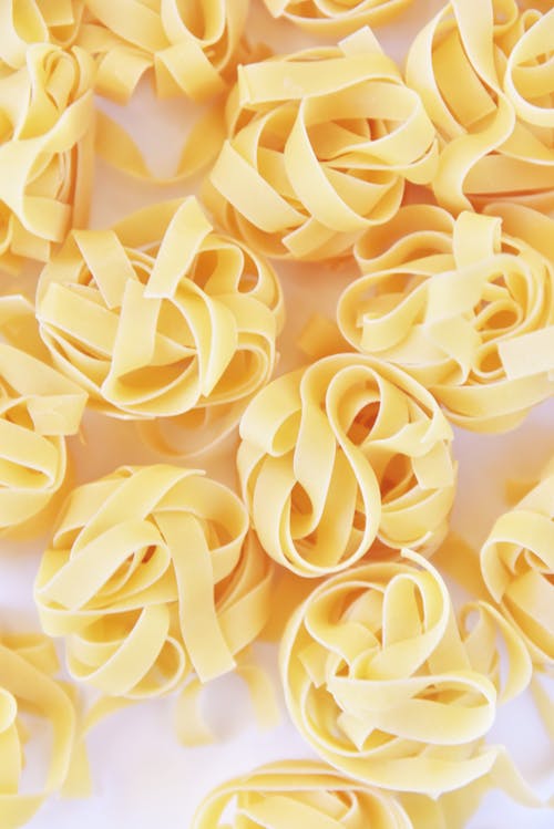 有关垂直拍摄, 卷卷的, 极端特写镜头的免费素材图片