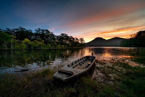 有关光, 受气候侵蚀的, 和平的的免费素材图片