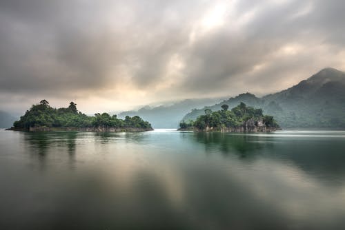 有关反射, 增长, 坏心情的免费素材图片