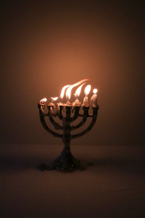 蜡烛烛台上的蜡烛 · 免费素材图片