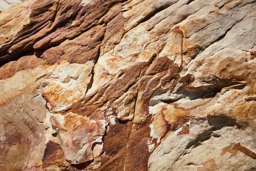 棕色和白色岩层 · 免费素材图片