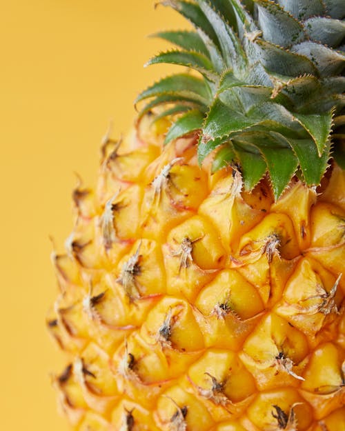 黄色菠萝果实中的特写摄影 · 免费素材图片