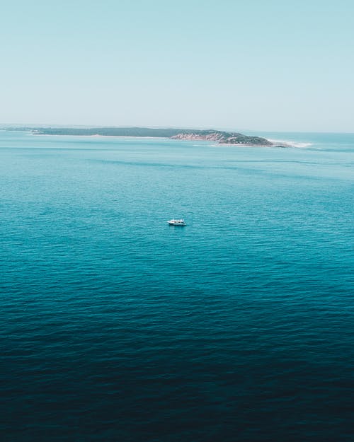 有关地平线, 垂直拍摄, 天空的免费素材图片