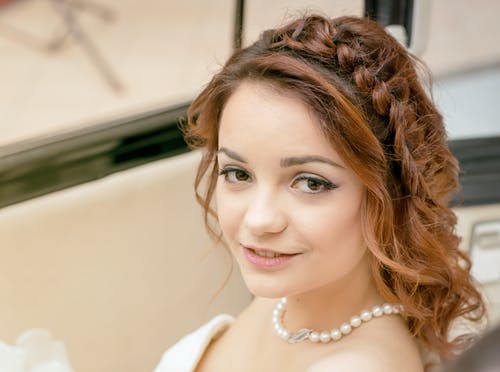 有关人, 漂亮, 珍珠项链的免费素材图片