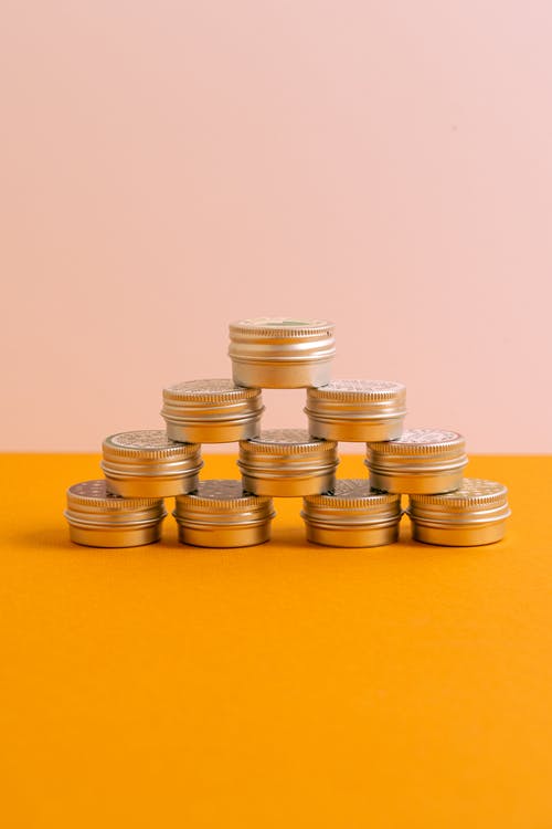 有关垂直拍摄, 堆, 橙色表面的免费素材图片