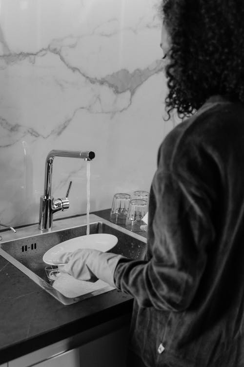 有关单色, 垂直拍摄, 女人的免费素材图片