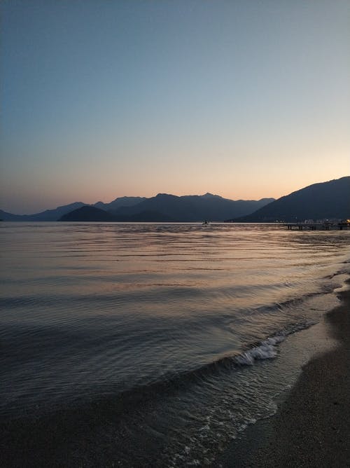 有关垂直拍摄, 海滨, 海滩的免费素材图片