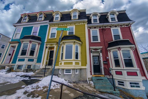 有关不动产, 从下面, 低角度的免费素材图片