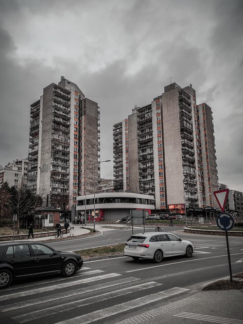 有关垂直拍摄, 城市, 市中心的免费素材图片