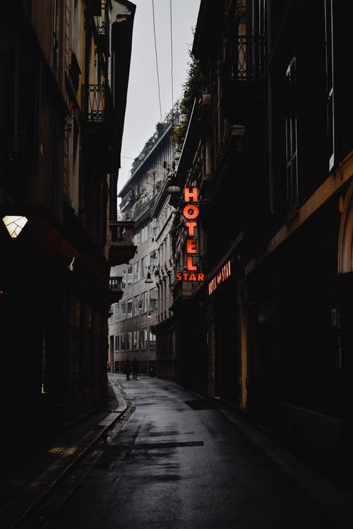 大街上的红灯 · 免费素材图片