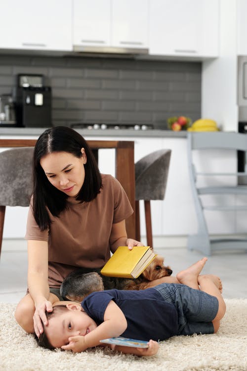 有关儿子, 儿童, 坐的免费素材图片