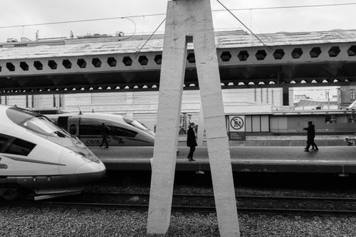 有关bw, 中央, 乘客的免费素材图片