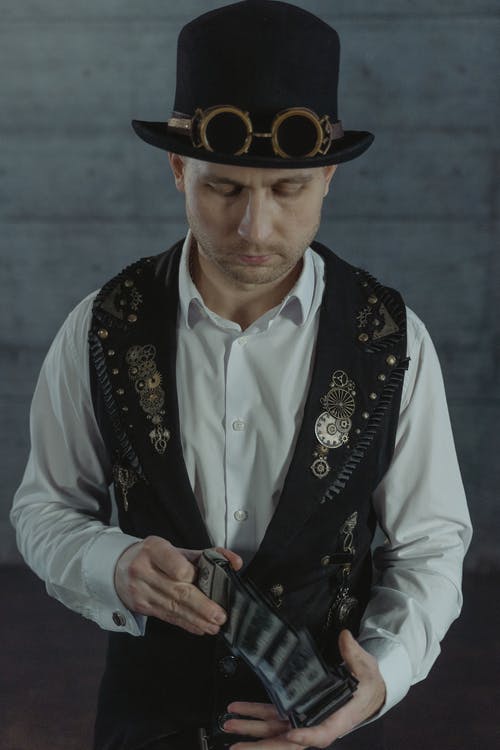 有关一副牌, 人, 垂直拍摄的免费素材图片