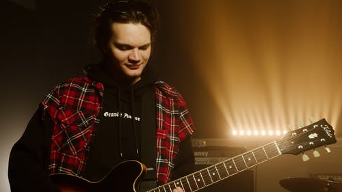 有关人, 休闲, 吉他的免费素材图片