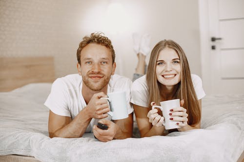 有关一对, 人, 女人的免费素材图片