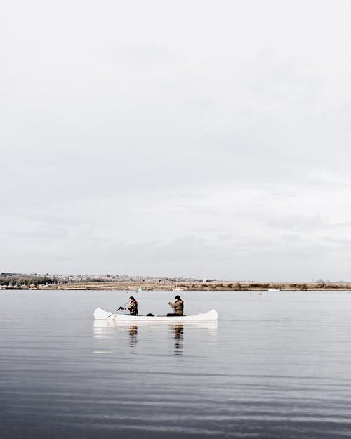 有关反射, 垂直拍摄, 天空的免费素材图片