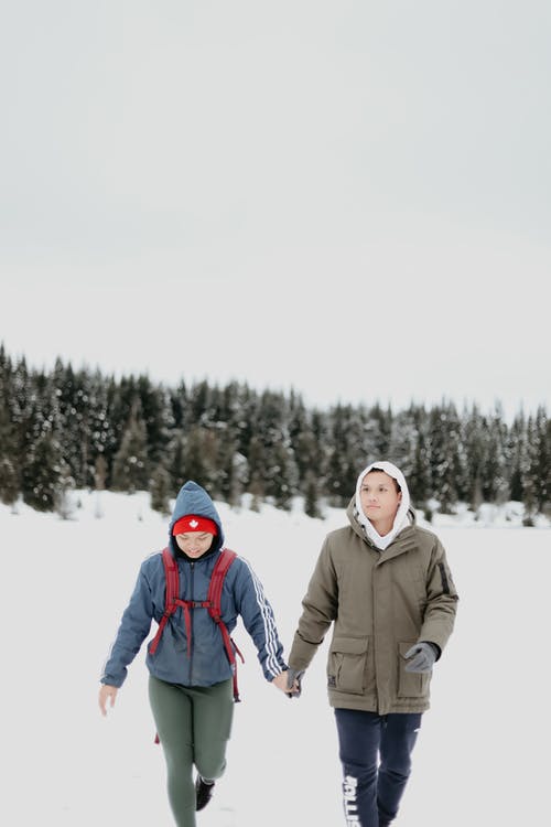 有关一对, 一起, 下雪的的免费素材图片
