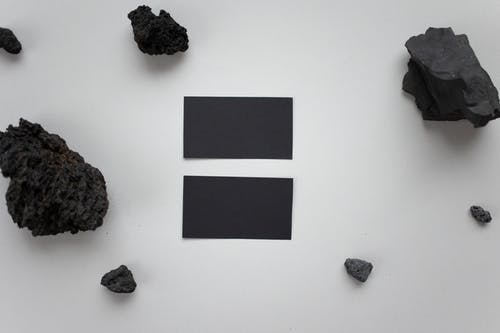 白表上的黑色和白色框 · 免费素材图片