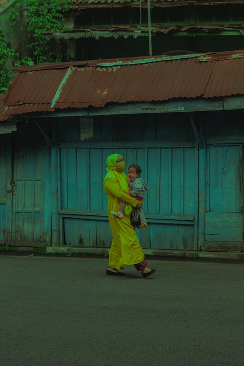 有关传统服装, 传统服饰, 携带的免费素材图片