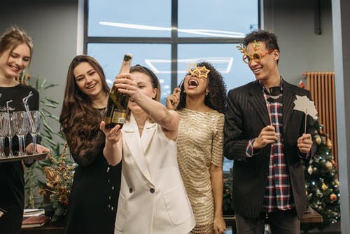 有关圣诞气氛, 幸福, 灿烂的笑容的免费素材图片