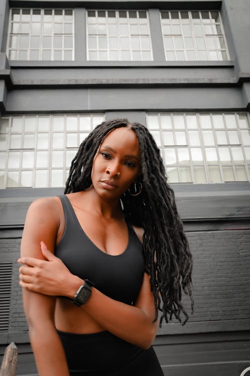 有关dreadlock, 人, 垂直拍摄的免费素材图片