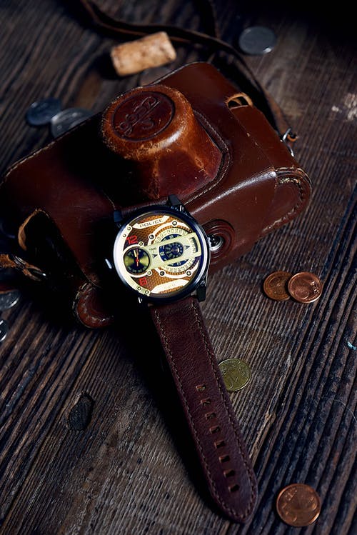 有关Analog Watch 美国手表品牌, Flatlay, 手表的免费素材图片