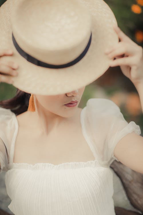 有关人, 嘴唇, 垂直拍摄的免费素材图片