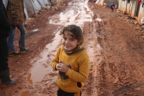 有关不卫生, 乐天派, 乡的免费素材图片