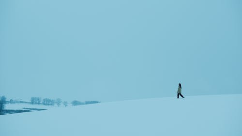 有关冬季, 大雪覆盖, 女人的免费素材图片