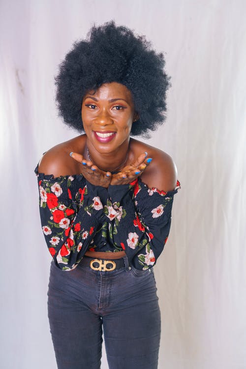 有关垂直拍摄, 女人, 工作室拍摄的免费素材图片