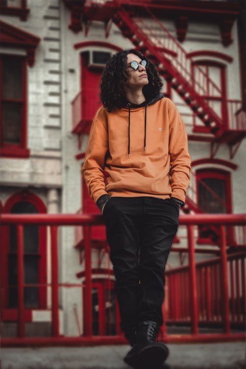 有关人, 倚, 墨镜的免费素材图片