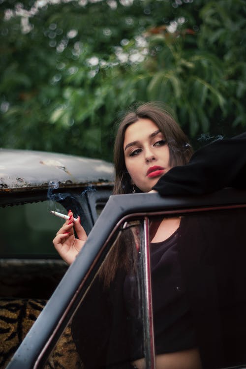 有关垂直拍摄, 女人, 户外的免费素材图片