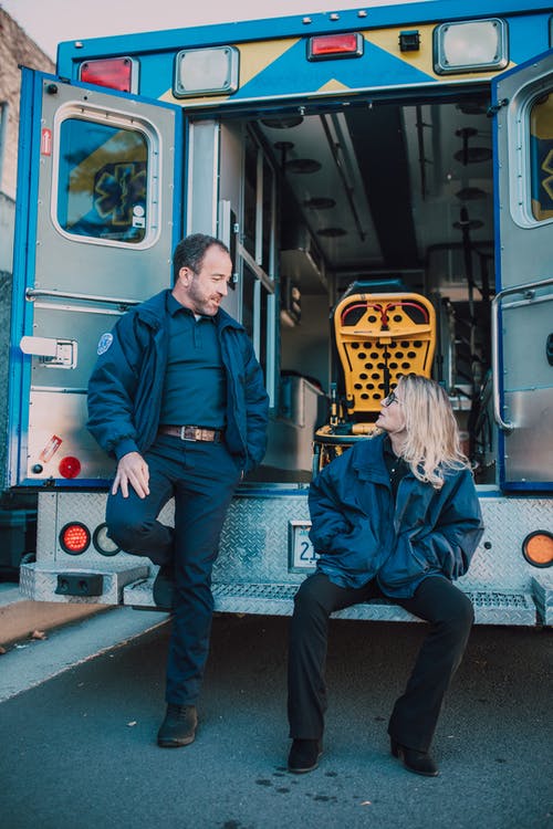 有关emt, 交通系统, 人的免费素材图片