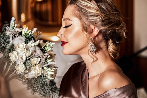 有关侧面图, 优雅, 光鲜亮丽的免费素材图片