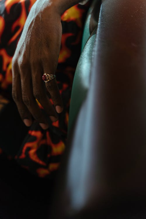 有关匿名, 垂直拍摄, 室內的免费素材图片