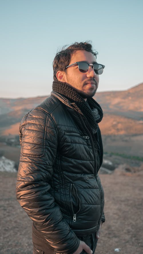 有关人, 墨镜, 摆姿势的免费素材图片