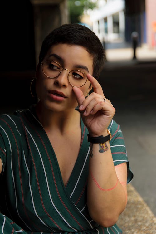 有关刺青的, 垂直拍摄, 女人的免费素材图片