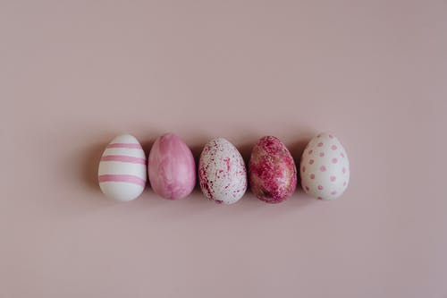 有关传统, 复活节彩蛋, 浅粉红色背景的免费素材图片