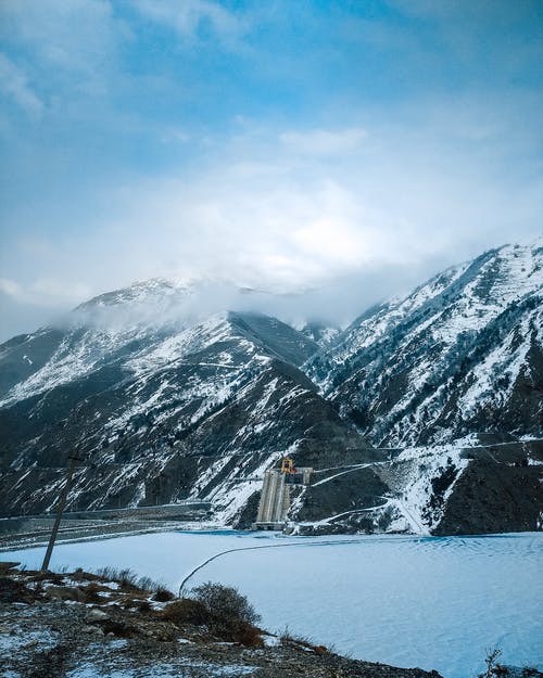 有关冬季, 垂直拍摄, 大雪覆盖的免费素材图片