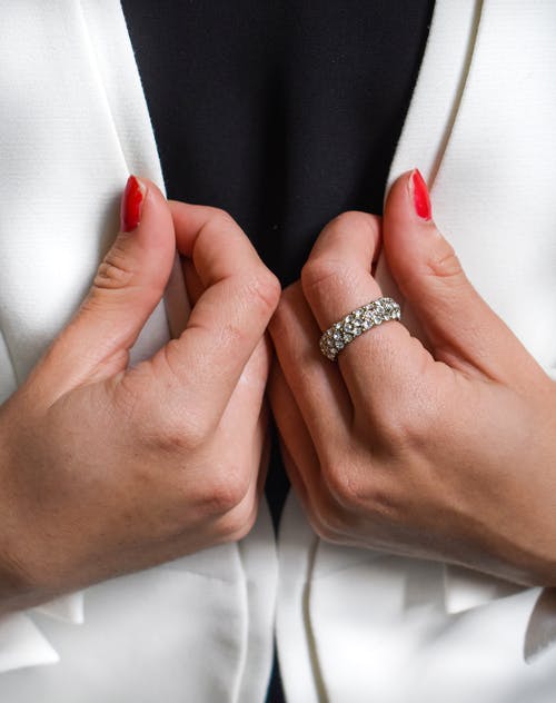 有关垂直拍摄, 打電話, 特写的免费素材图片