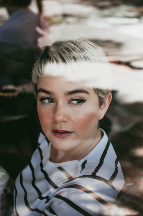 有关一瞥, 个性, 休闲的免费素材图片