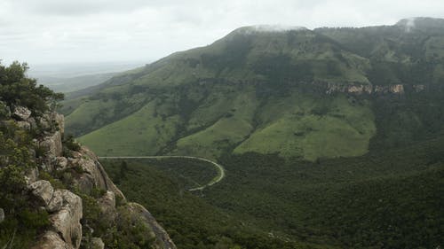 有关天性, 岩石, 弯曲的路的免费素材图片