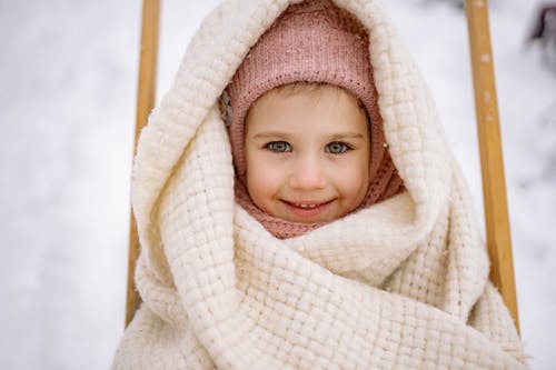 有关儿童, 冬衣, 冷的免费素材图片