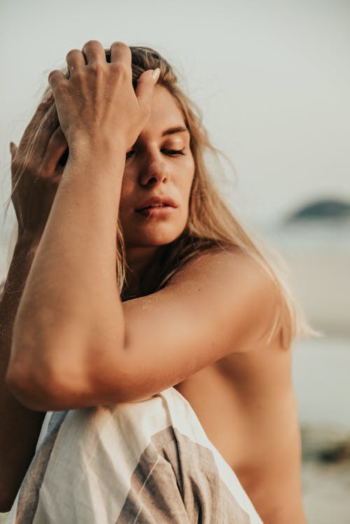 有关勾引, 吸引人, 女人的免费素材图片