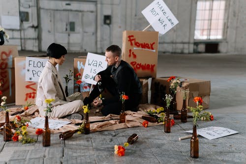 有关一束花, 人, 区别的免费素材图片