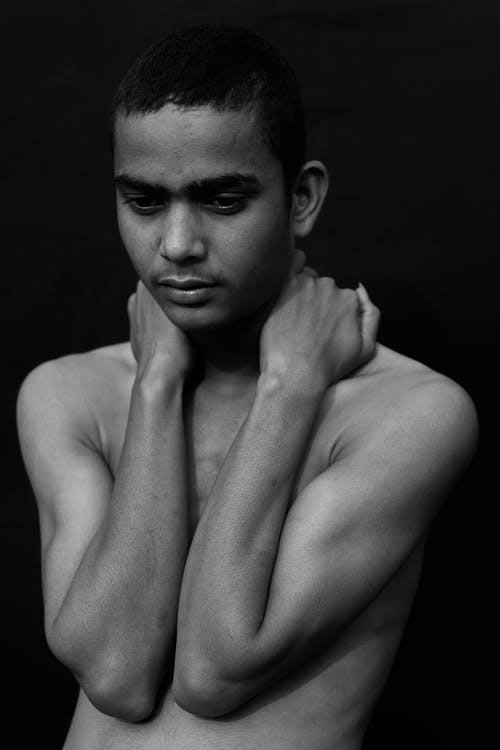 有关人, 半裸, 在肩膀上的免费素材图片