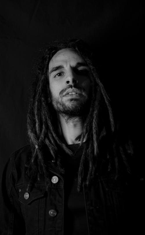 有关不平, 人, 垂直拍摄的免费素材图片