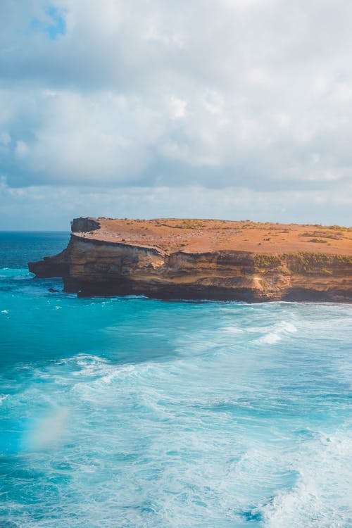 有关垂直拍摄, 多雲的天空, 天性的免费素材图片
