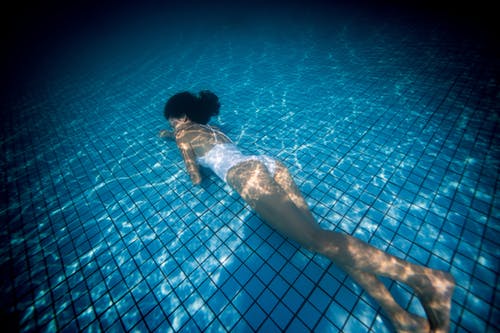 有关人物, 光, 全身的免费素材图片