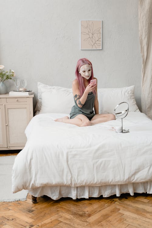 有关坐, 垂直的, 女人的免费素材图片